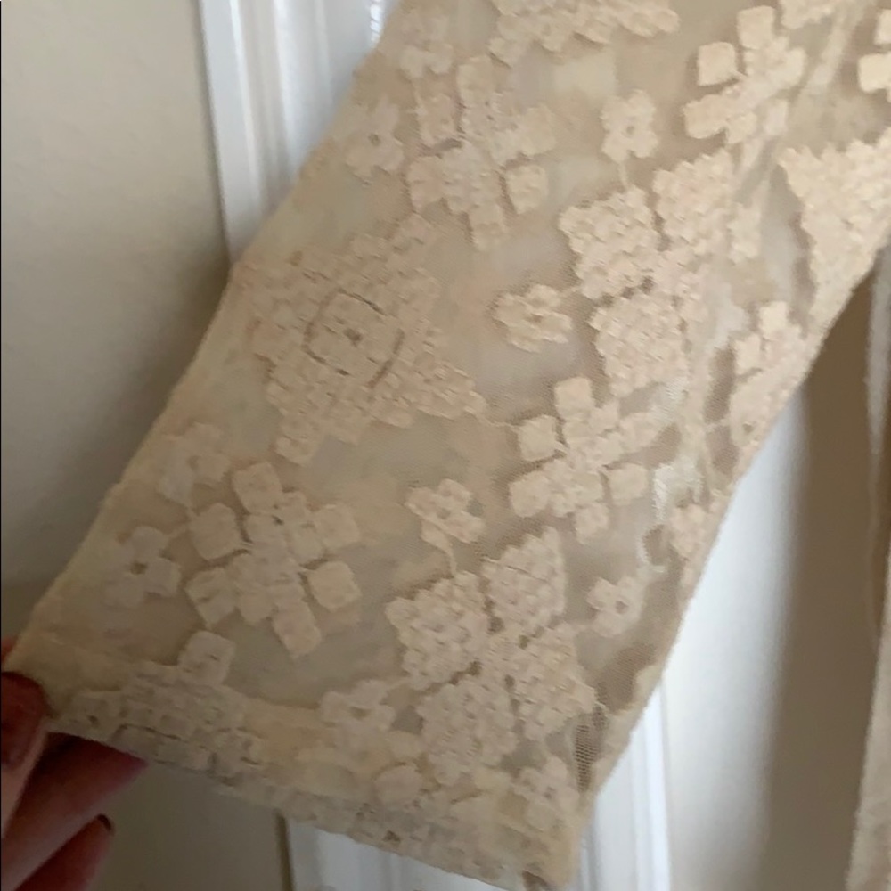 Top - Picture 5 of 8